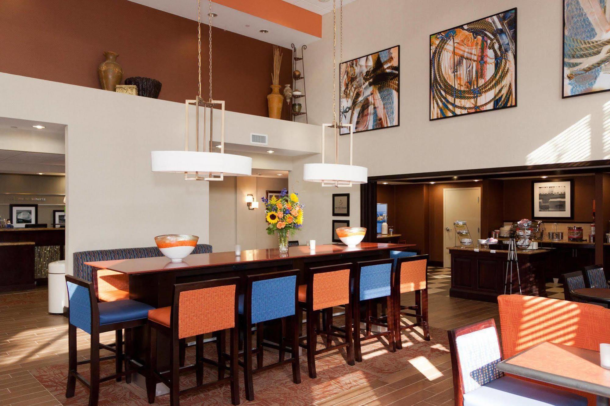 Hampton Inn And Suites Шертц Ресторан фото